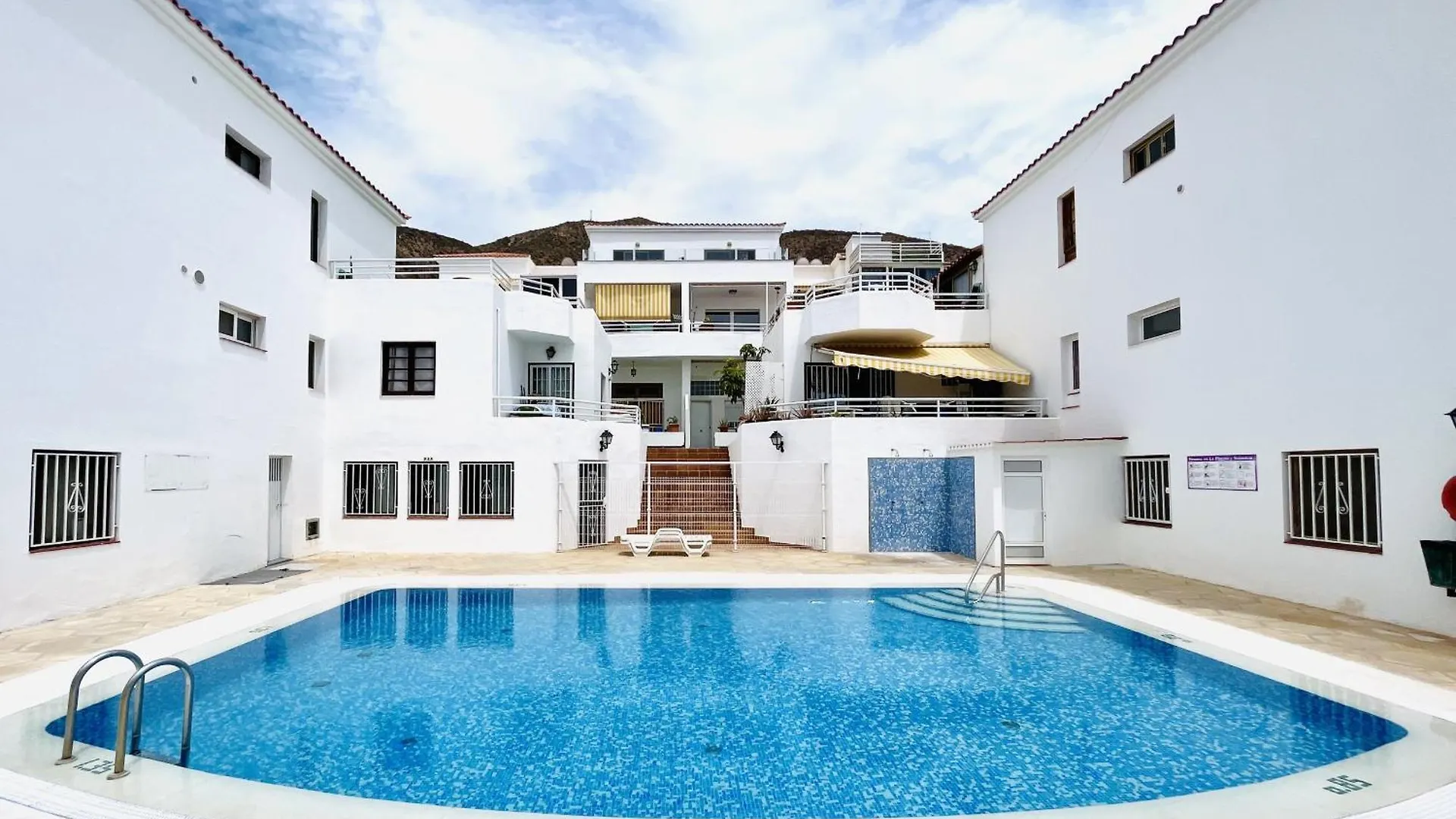 Sunshine Luxury View Los Cristianos 0*, Лос Кристианос
